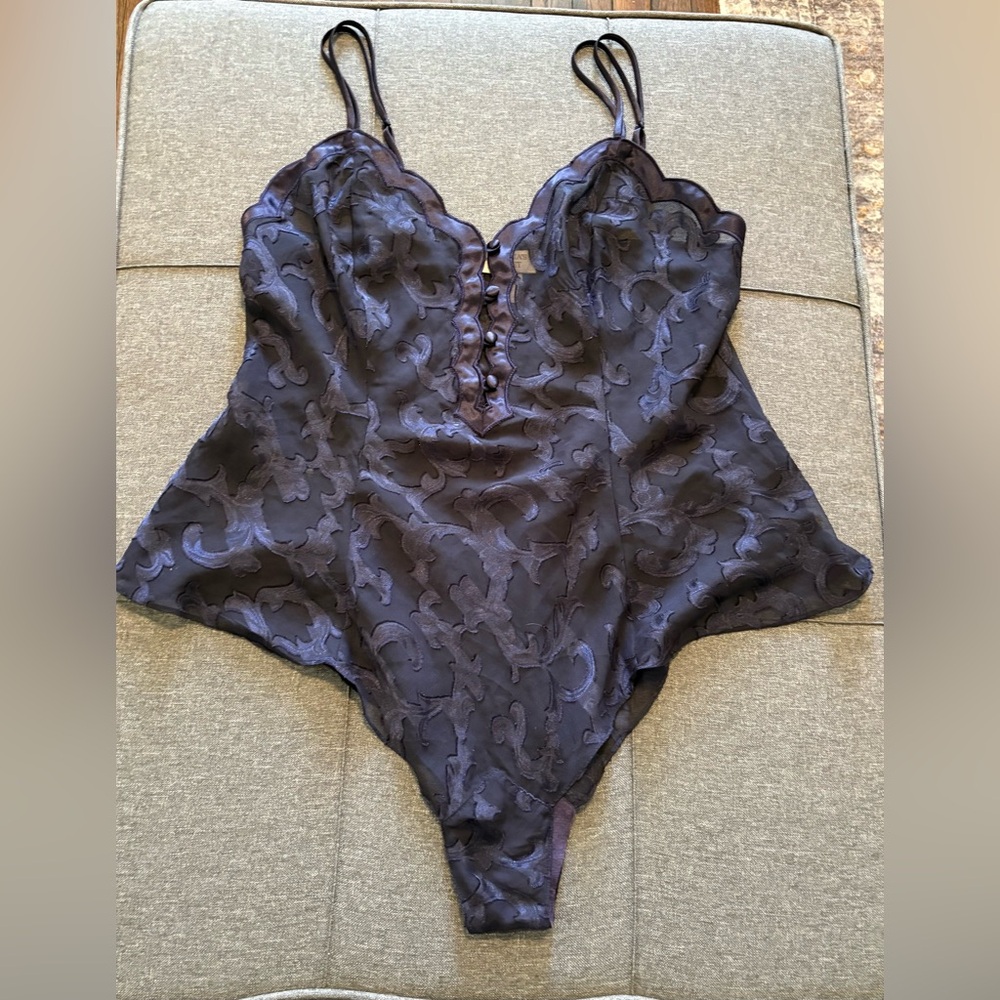 Victoria's Secret Vintage Women's Gold Label Lace Bodysuit
